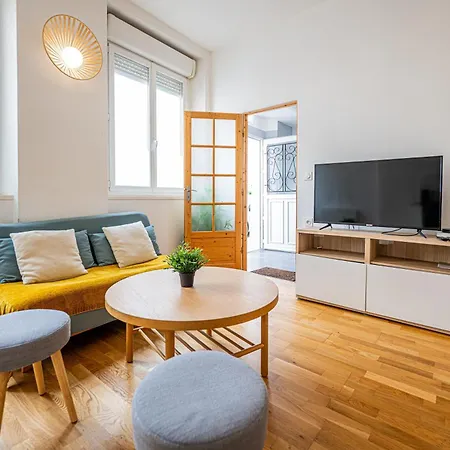 Djokovic - Au Centre-ville De Appartement *